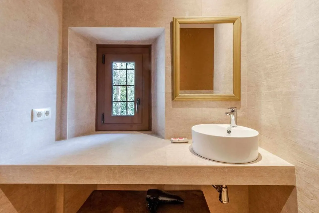 Can Baiell Casa Rural En La Naturaleza Girona 0*,  Spain