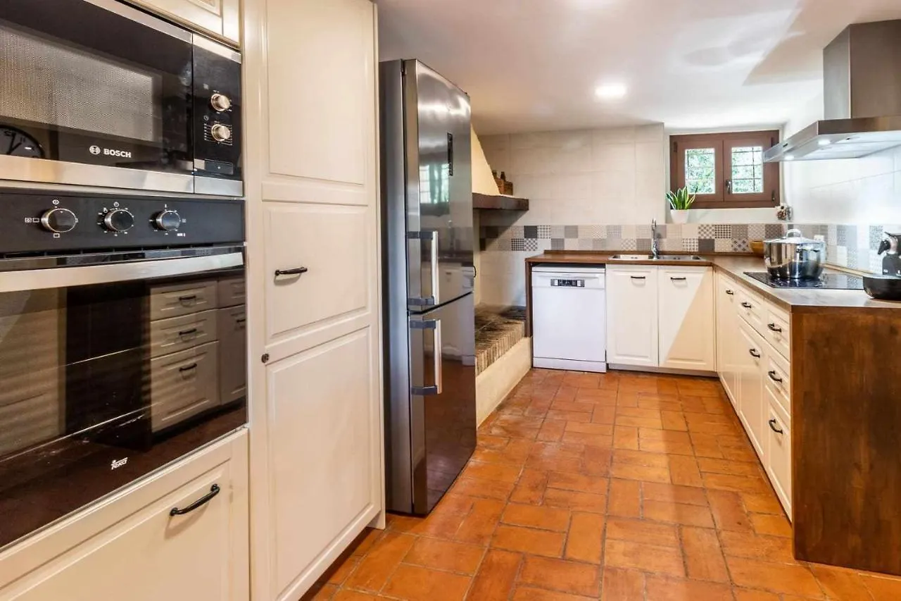 Can Baiell Casa Rural En La Naturaleza Girona